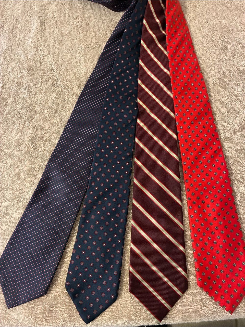 Windsor Men's Tie Set -‎ Navy, Burgundy, Red lot of 4